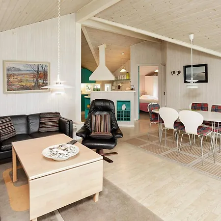 Seaside Bliss With - By Traum