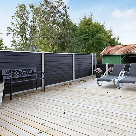 Seaside Bliss With - By Traum Nyaraló