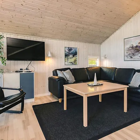 4 Star In Ferienhaus